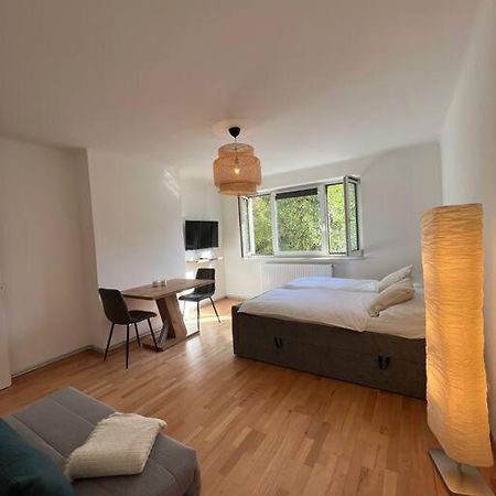 Neue Wohnung Neben Der Meduni Und Dem Lkh Graz Exterior foto